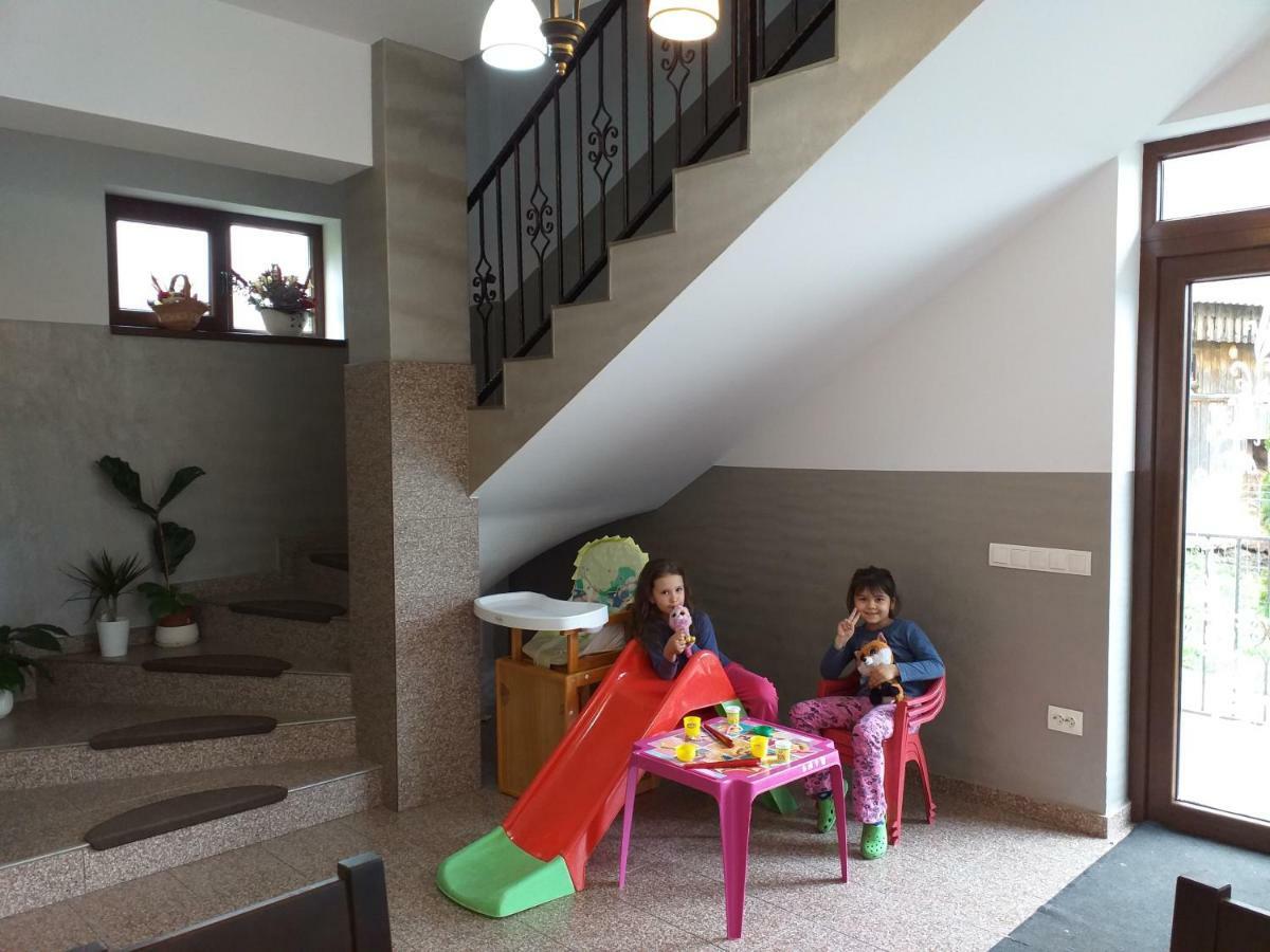 Casa Melissa Hotel Colibita Bagian luar foto