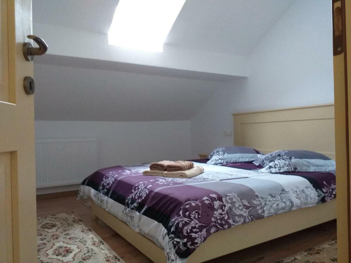 Casa Melissa Hotel Colibita Bagian luar foto